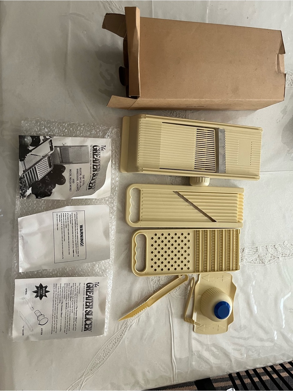 Vintage Cream Multi-Blade Mandoline Slicer with Accessories